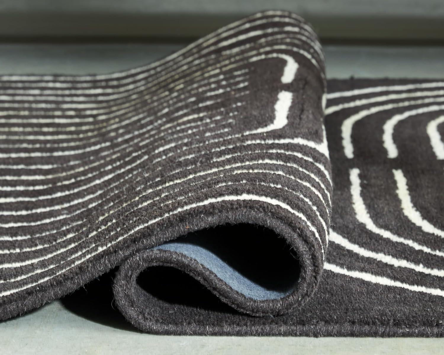 imageSignature Design by Ashley Qaabiz Bohemian 8 x 10 Indoor Medium Pile Geometric Area Rug Light Brown ampamp BlackBlackCream