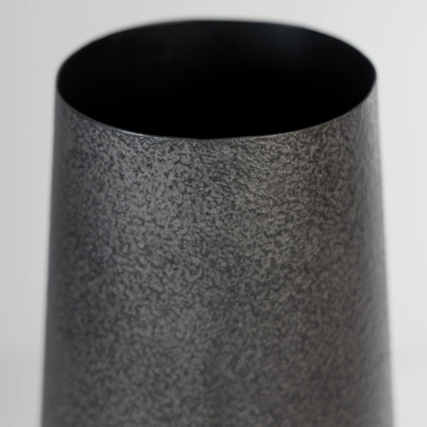 imageSignature Design by Ashley Fynn 21 Contemporary Metal Vase Antique WhiteDark Brown