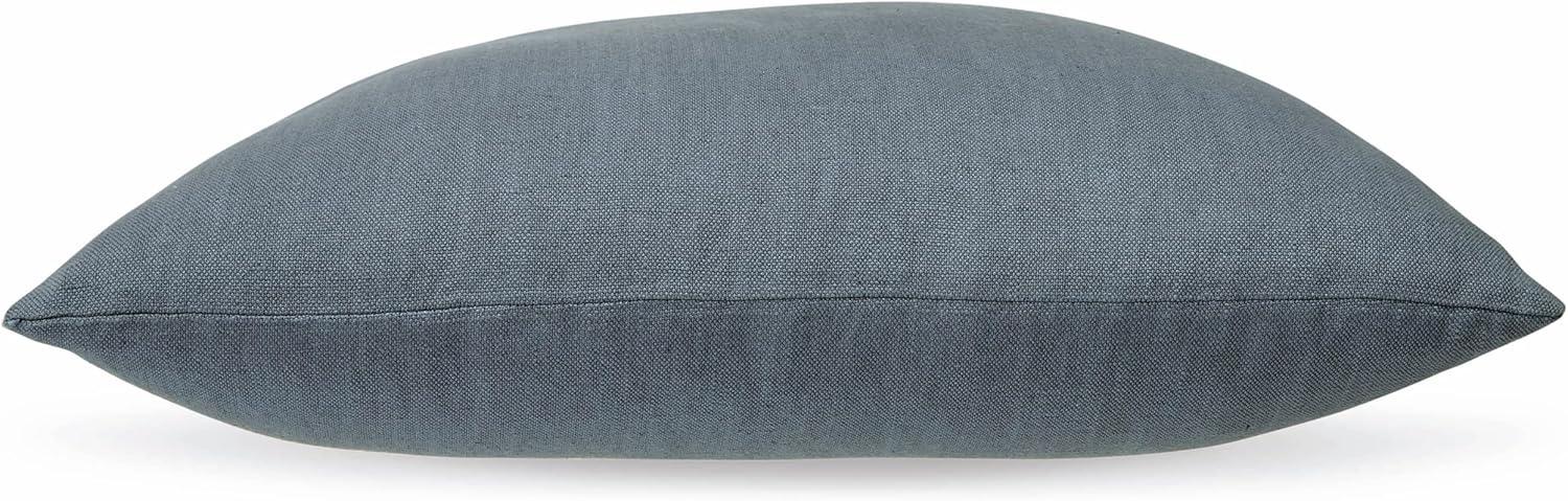 imageSignature Design by Ashley Thaneville Traditional Indoor 22 x 22 Inches Pillow with Zipper Closure RedBlue