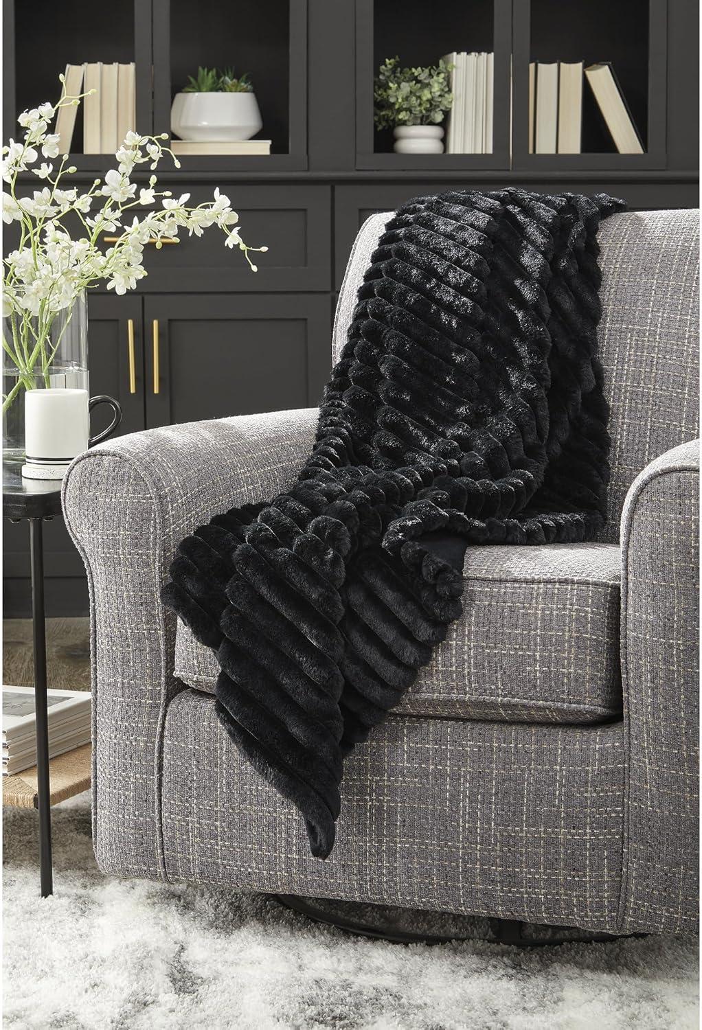 imageSignature Design by Ashley Gayelery Contemporary Machine Washable Knitted Throw BeigeBlack
