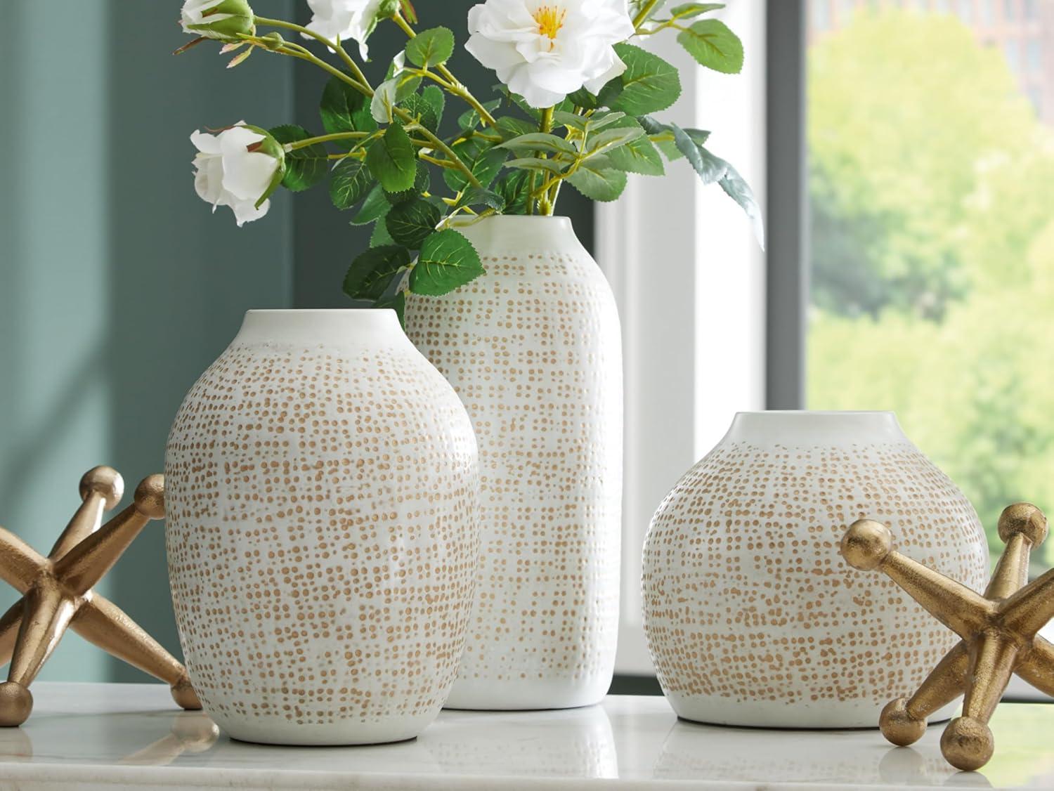 imageSignature Design by Ashley Vinburn Contemporary Indoor Metal Dots Vase and Sculpture Accessory Set Set of 5 Black amp MetallicWhiteGold Finish