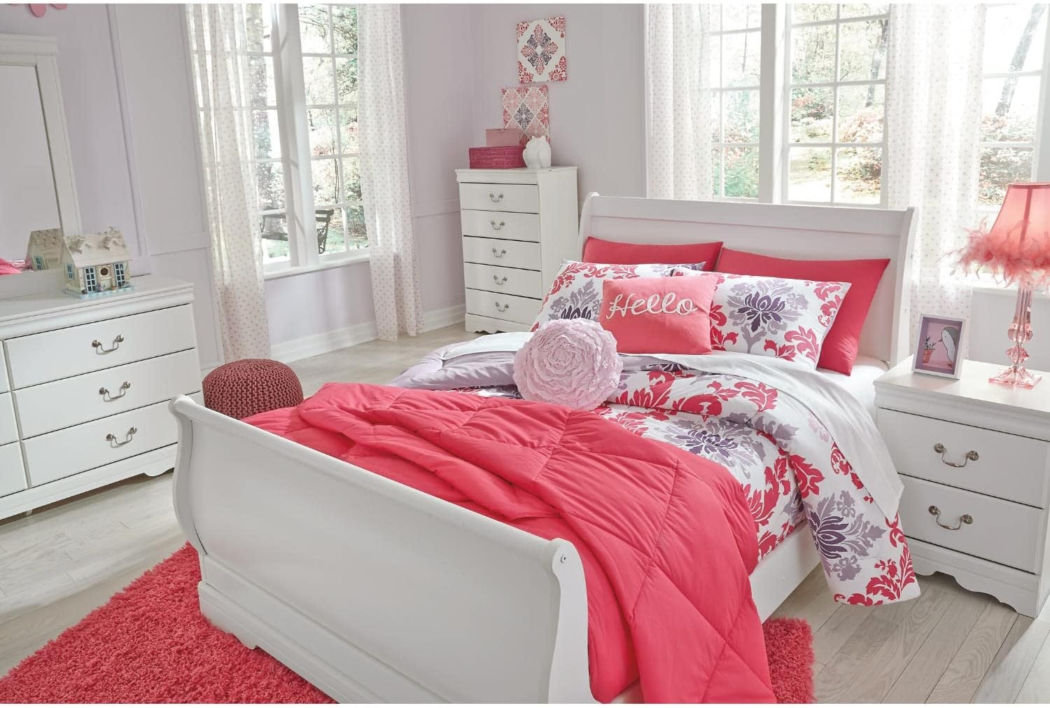 image:imageSignature Design by Ashley Huey Vineyard Queen Sleigh Bed Frame BlackWhite