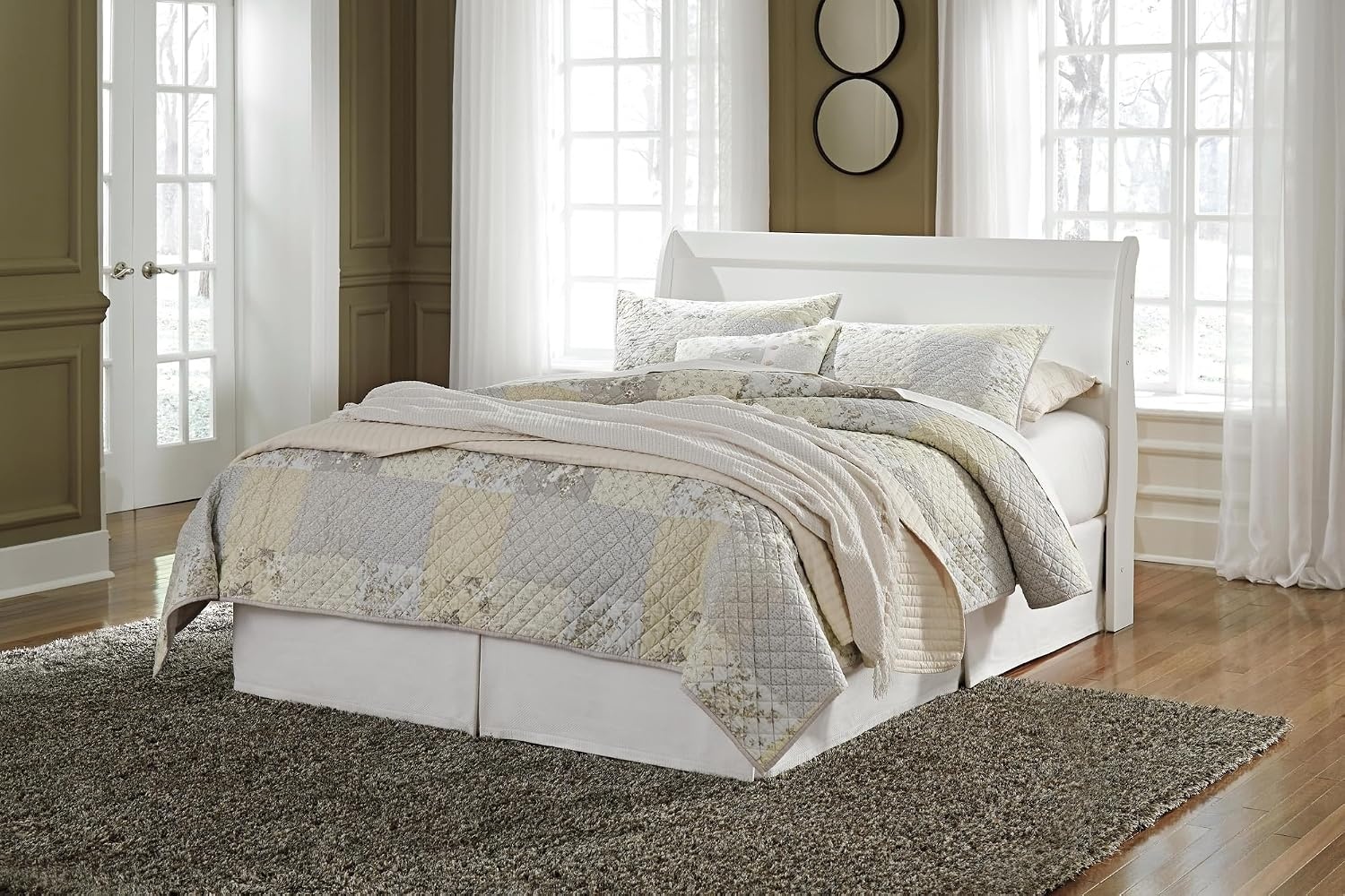 image:imageSignature Design by Ashley Huey Vineyard Full Sleigh Bed BlackWhite